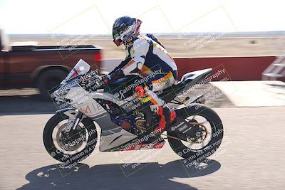 media/Nov-03-2025-Lets Ride (Mon) [[4d74c1c4d3]]/B Group/Grid/